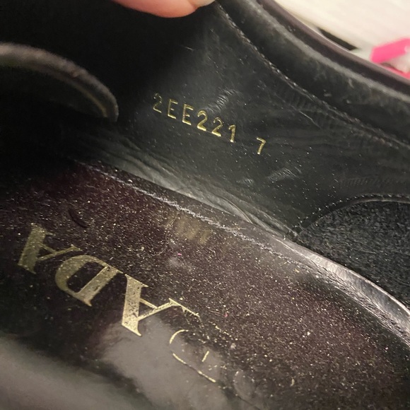 PRAdA Dark Wink Leather Wingtips Oxfords - Picture 7 of 10